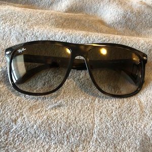 Ray-ban flat-top boyfriend tortoise sunglasses